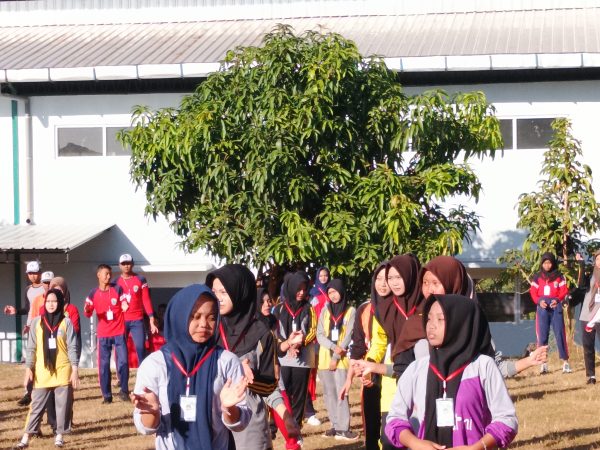 Puncak Kebersamaan Siswa Baru SMK Negeri 1 Sale: Tanamkan Jiwa Tangguh Lewat Outbound "Smeksa Fun" Puncak Kebersamaan Siswa Baru SMK Negeri 1 Sale: Tanamkan Jiwa Tangguh Lewat Outbound "Smeksa Fun"
