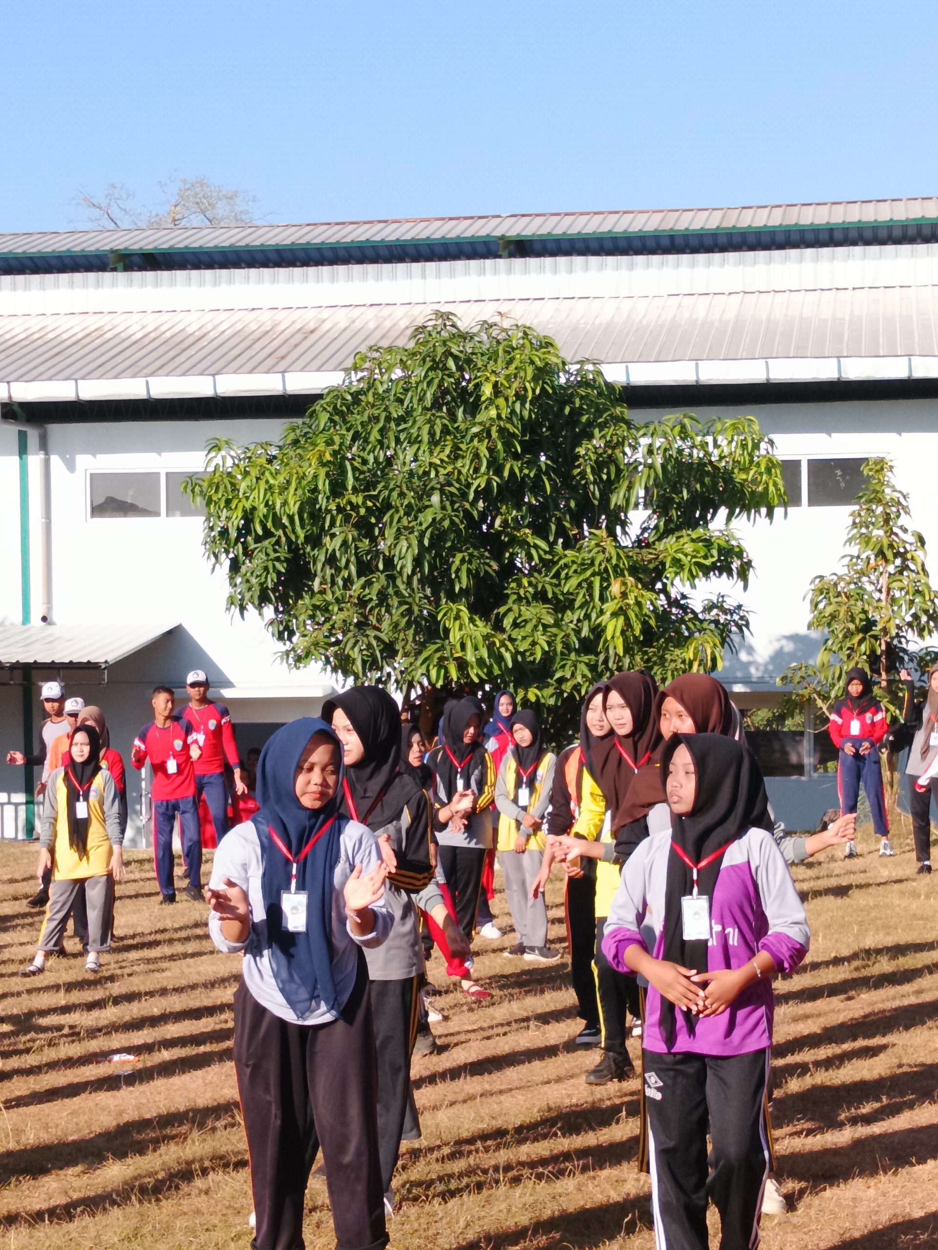 Puncak Kebersamaan Siswa Baru SMK Negeri 1 Sale: Tanamkan Jiwa Tangguh Lewat Outbound "Smeksa Fun"